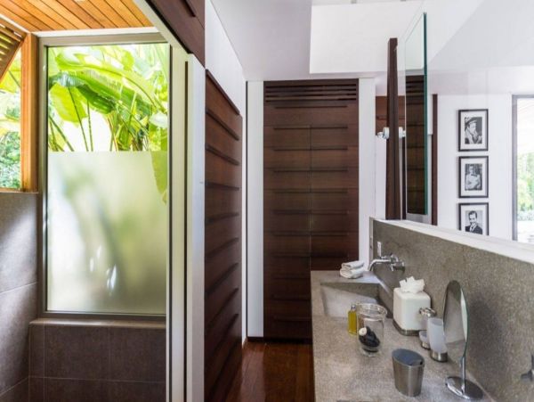 St. Barts Home 993935