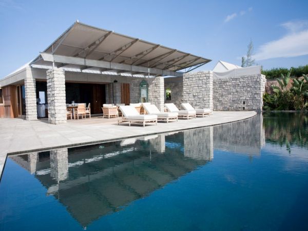 St. Barts Home 993936