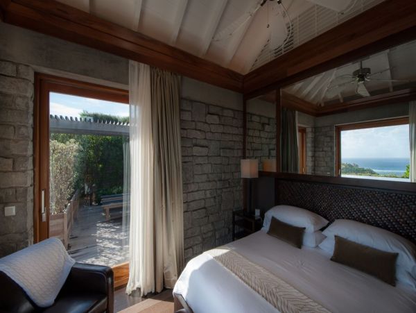 St. Barts Home 993936