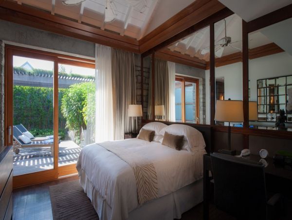 St. Barts Home 993936