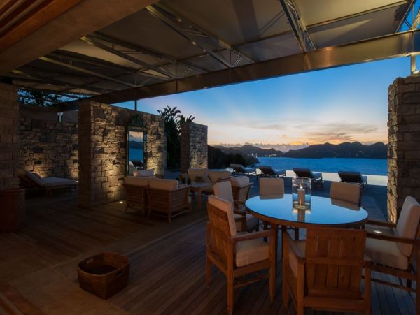 St. Barts Home 993936