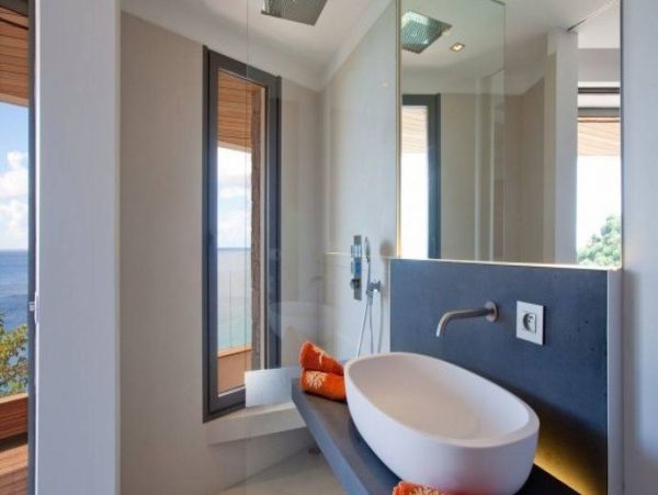 St. Barts Home 993937