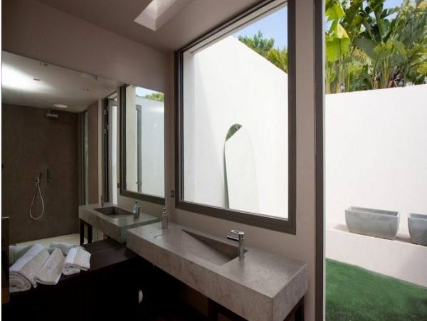 St. Barts Home 993937