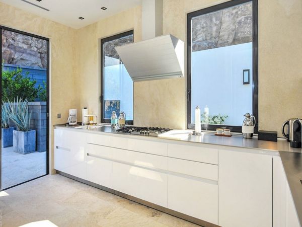 St. Barts Home 993938