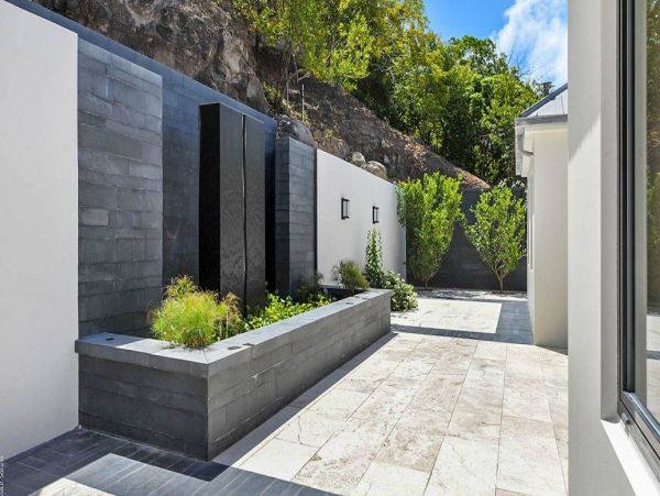 St. Barts Home 993938