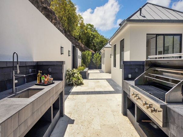 St. Barts Home 993938