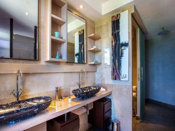 St. Barts Home 993939