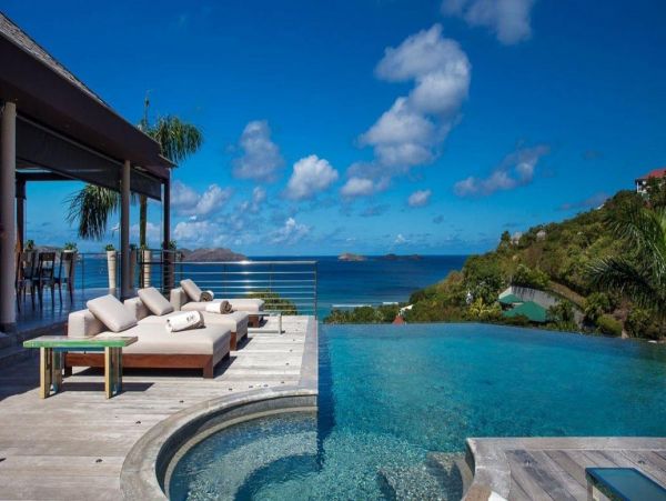 St. Barts Home 993939