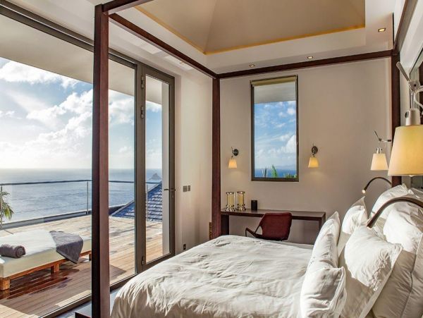 St. Barts Home 993941