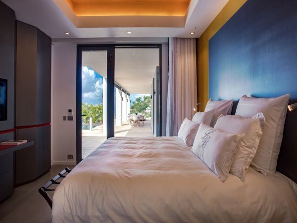 St. Barts Home 993941