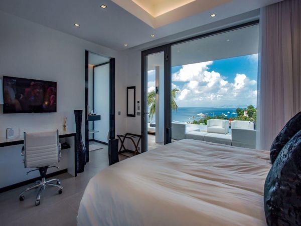 St. Barts Home 993941