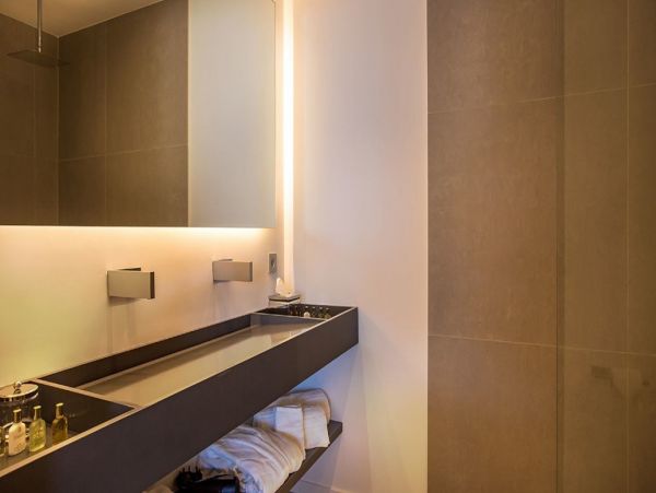 St. Barts Home 993941