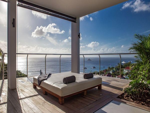 St. Barts Home 993941