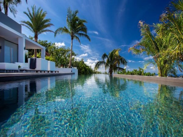 St. Barts Home 993941