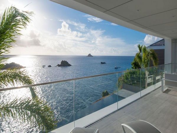 St. Barts Home 993942