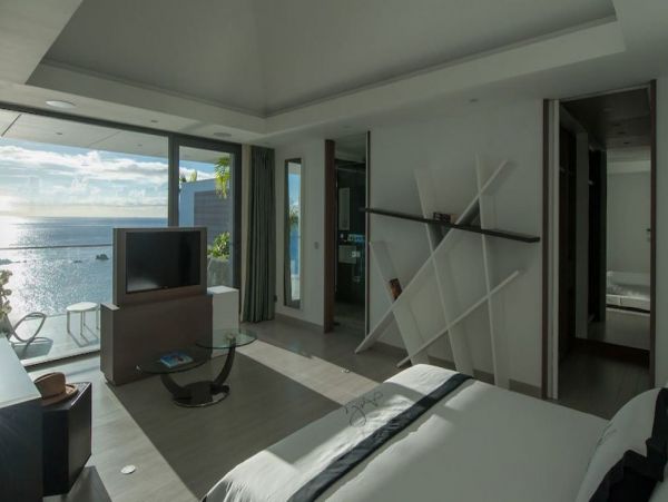 St. Barts Home 993942