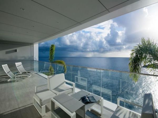 St. Barts Home 993942