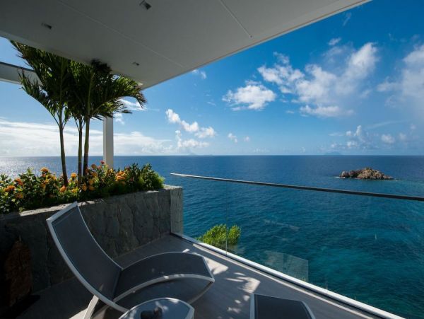 St. Barts Home 993942