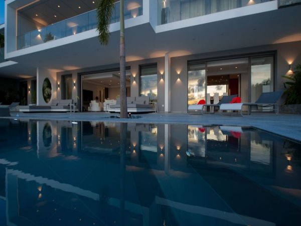 St. Barts Home 993942