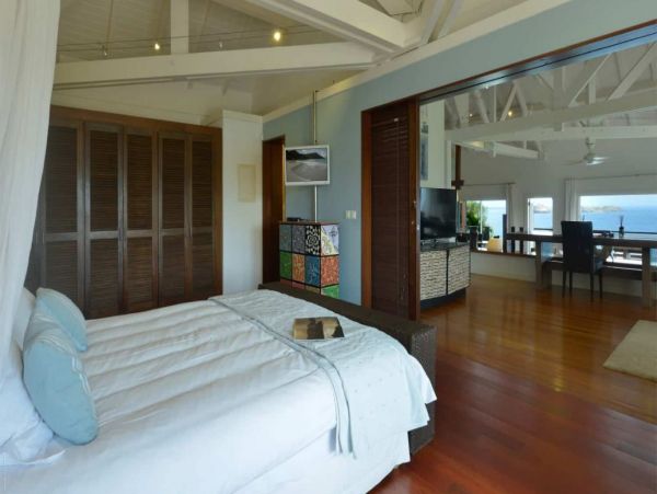St. Barts Home 993943