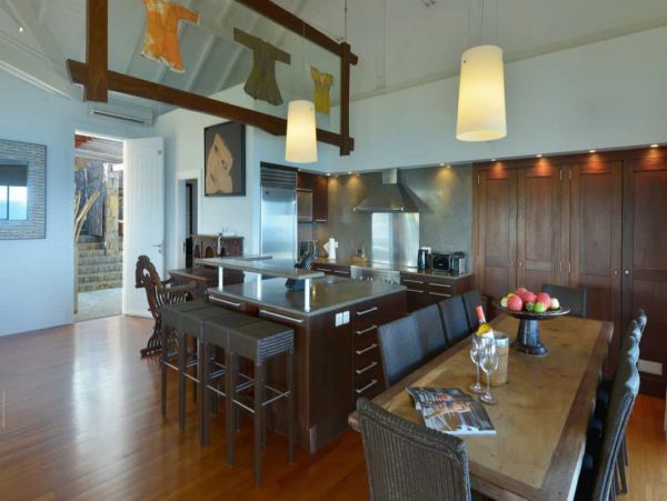 St. Barts Home 993943