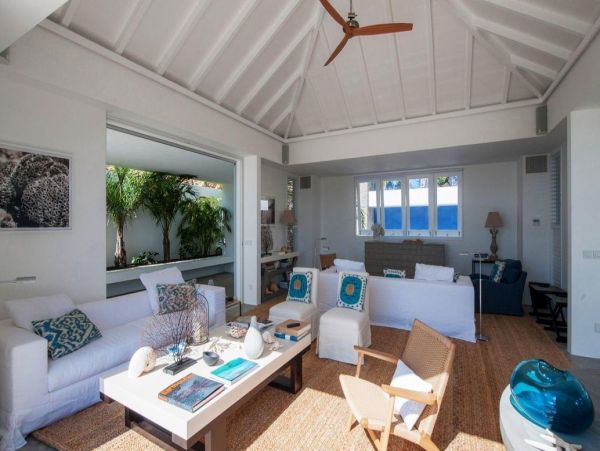 St. Barts Home 993944
