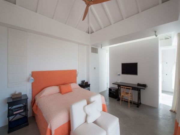 St. Barts Home 993944