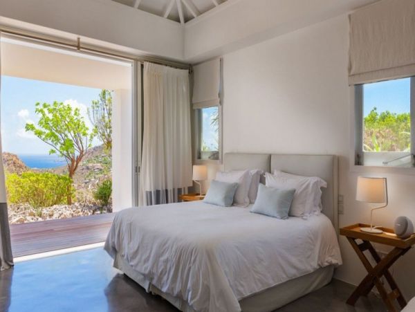 St. Barts Home 993945