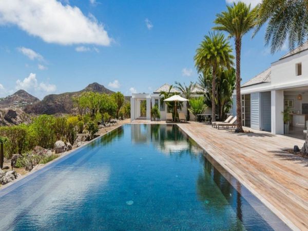 St. Barts Home 993945