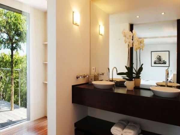 St. Barts Home 993946