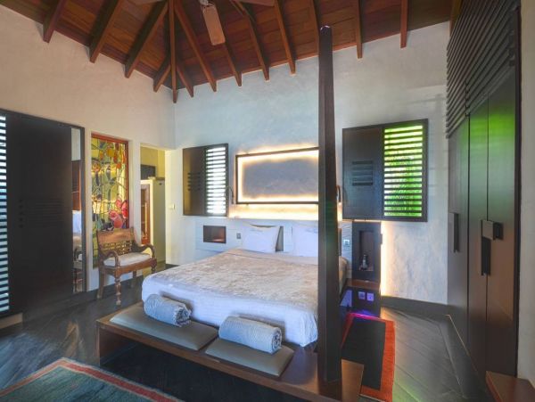 St. Barts Home 993947