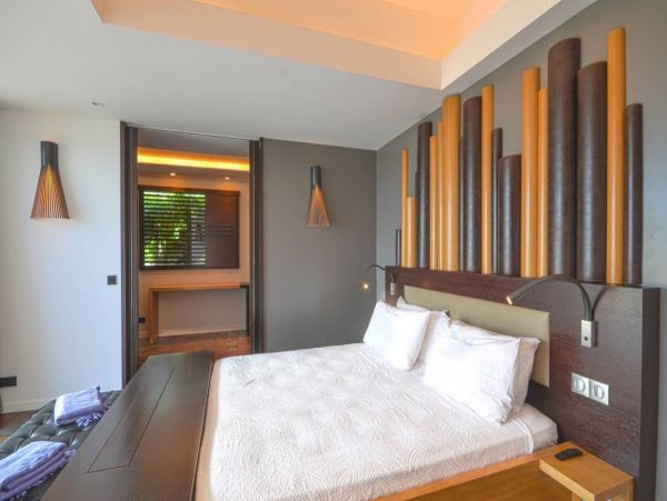 St. Barts Home 993947