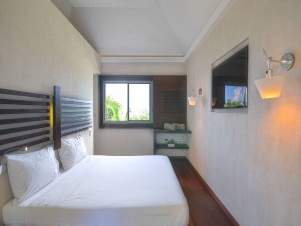 St. Barts Home 993947
