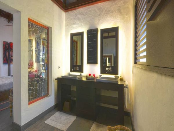 St. Barts Home 993947
