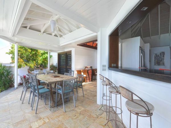 St. Barts Home 993947