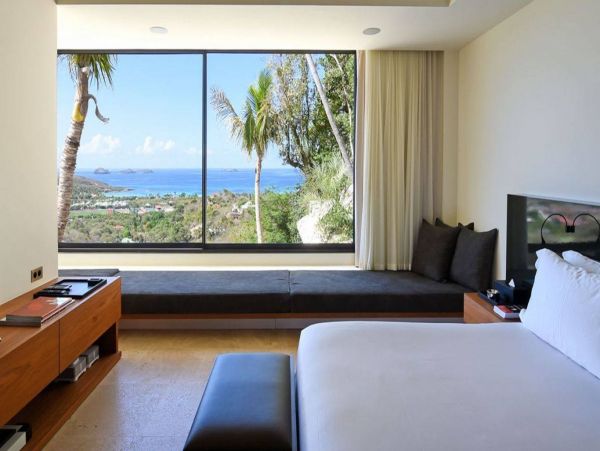 St. Barts Home 993948
