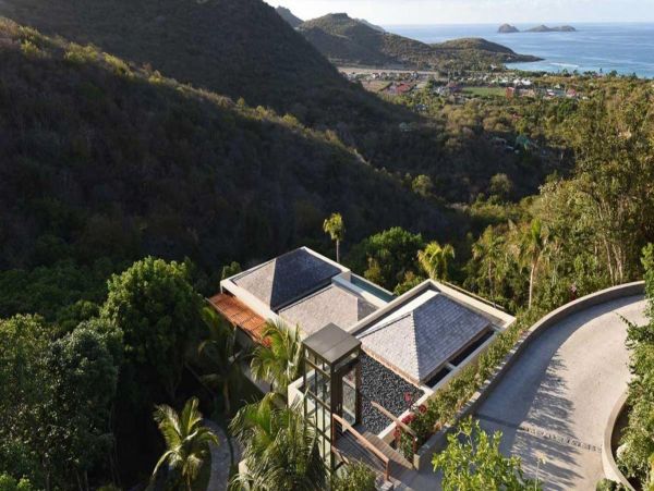 St. Barts Home 993948