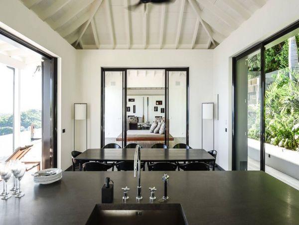 St. Barts Home 993949