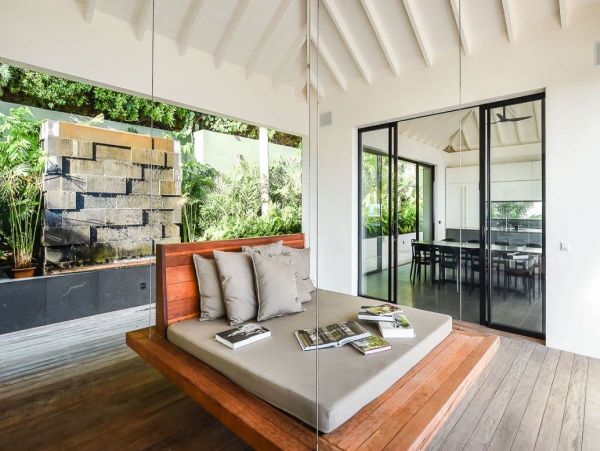St. Barts Home 993949