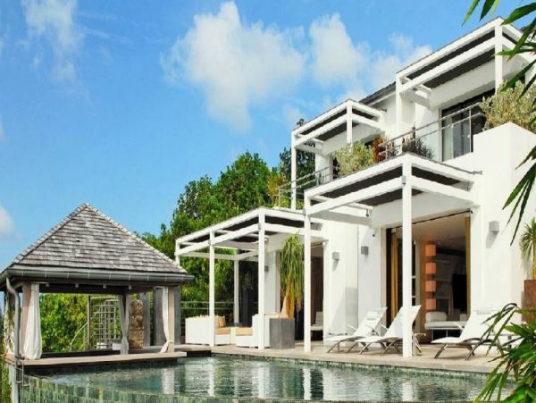 St. Barts Home 993950