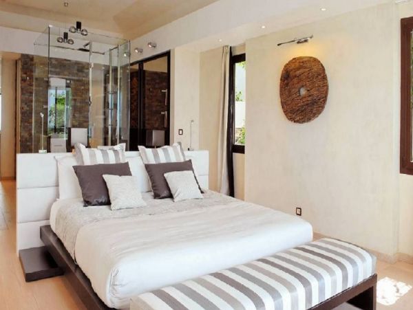 St. Barts Home 993950