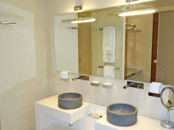 St. Barts Home 993950