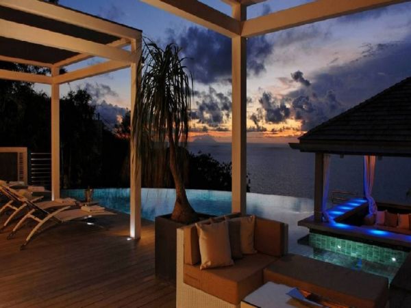 St. Barts Home 993950