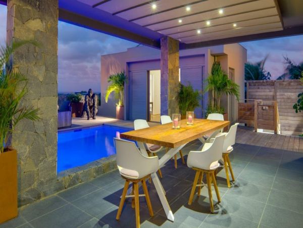 St. Barts Home 993951