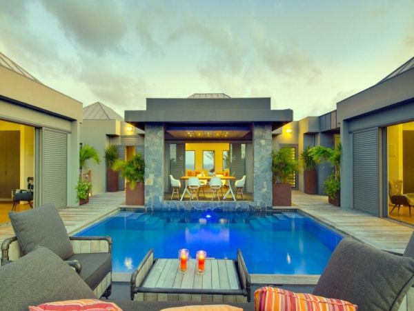 St. Barts Home 993951