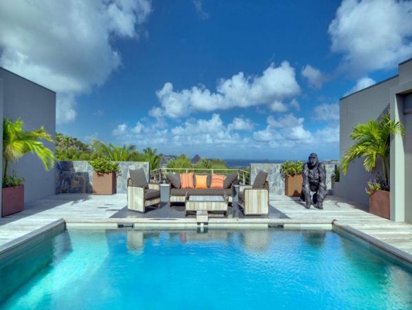 St. Barts Home 993951