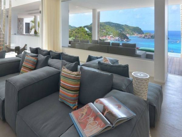 St. Barts Home 993952