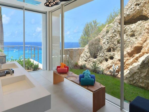 St. Barts Home 993952