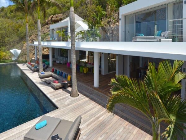 St. Barts Home 993952