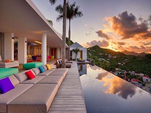 St. Barts Home 993952